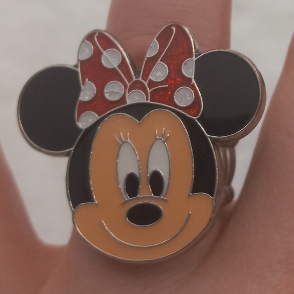 NEW Vintage Minnie Mouse Disney Earrings and expanding ring - Picture 2 of 7